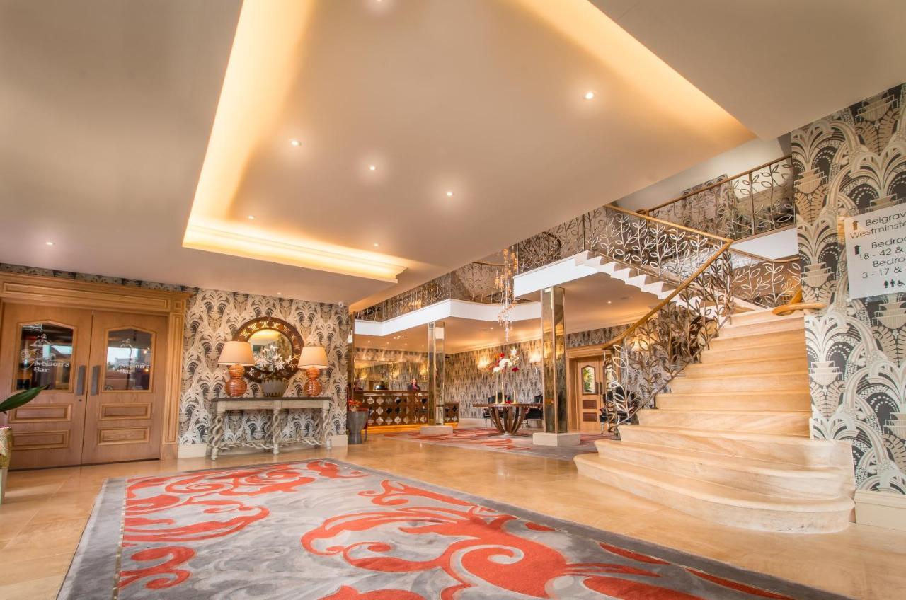 Grosvenor Pulford Hotel & Spa Экстерьер фото