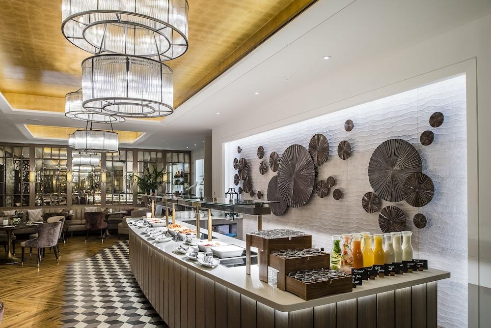 Grosvenor Pulford Hotel & Spa Экстерьер фото