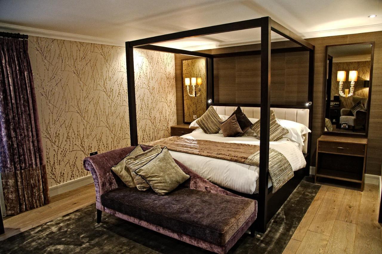 Grosvenor Pulford Hotel & Spa Экстерьер фото